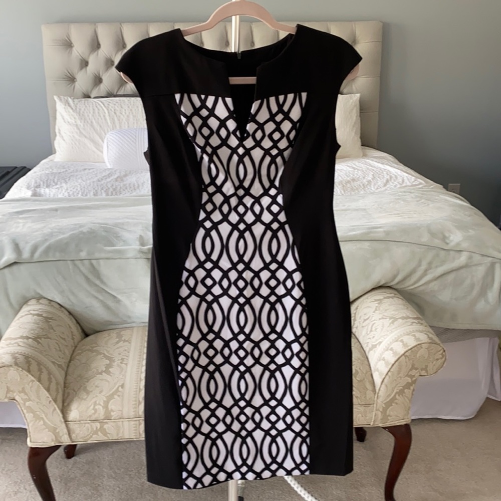 Black/white dress